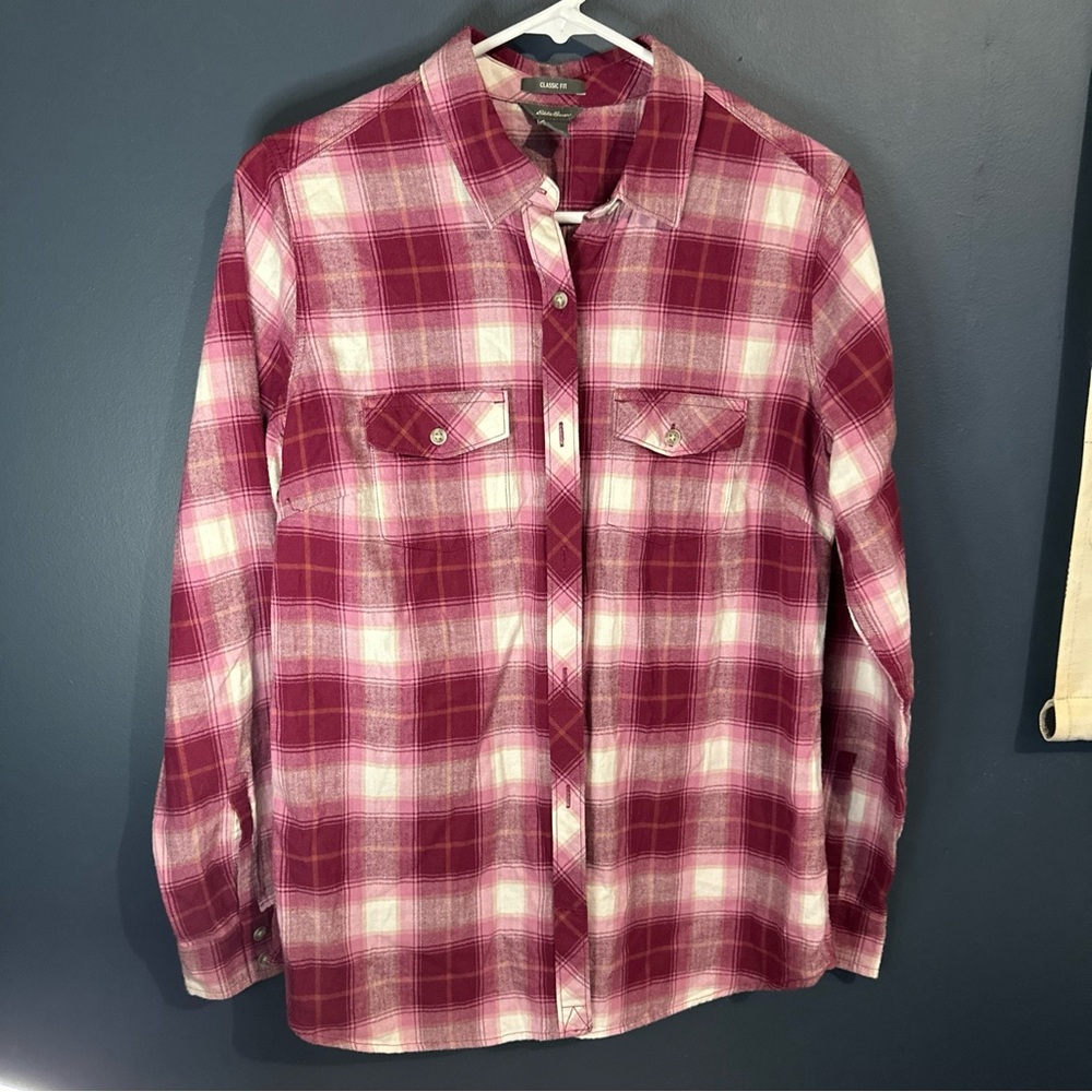 Eddie Bauer classic fit flannel size medium
